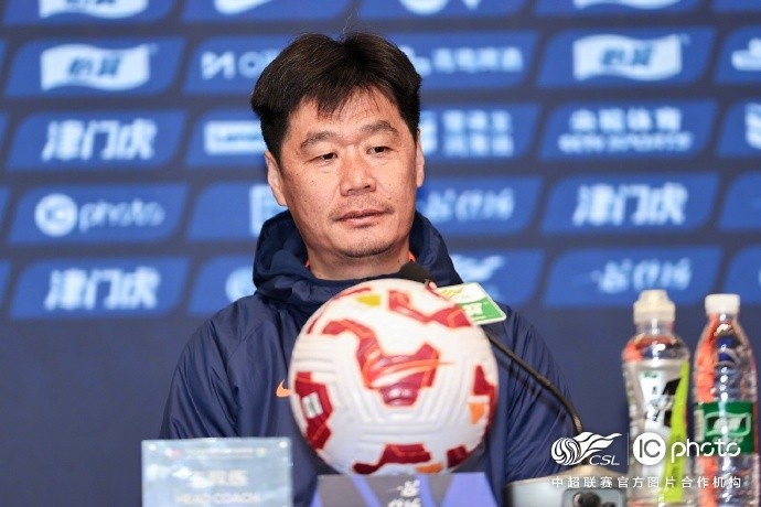 李霄鵬：希望明天比賽能打出一些新的東西，取得一個好的結果