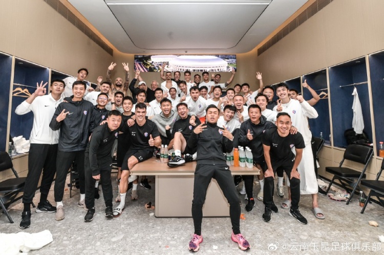 足球報(bào)：約尼查展現(xiàn)10號價值 玉昆首勝為保級贏得更大容錯空間
